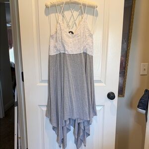 Doe & Rae Asymmetrical Gray and White Dress